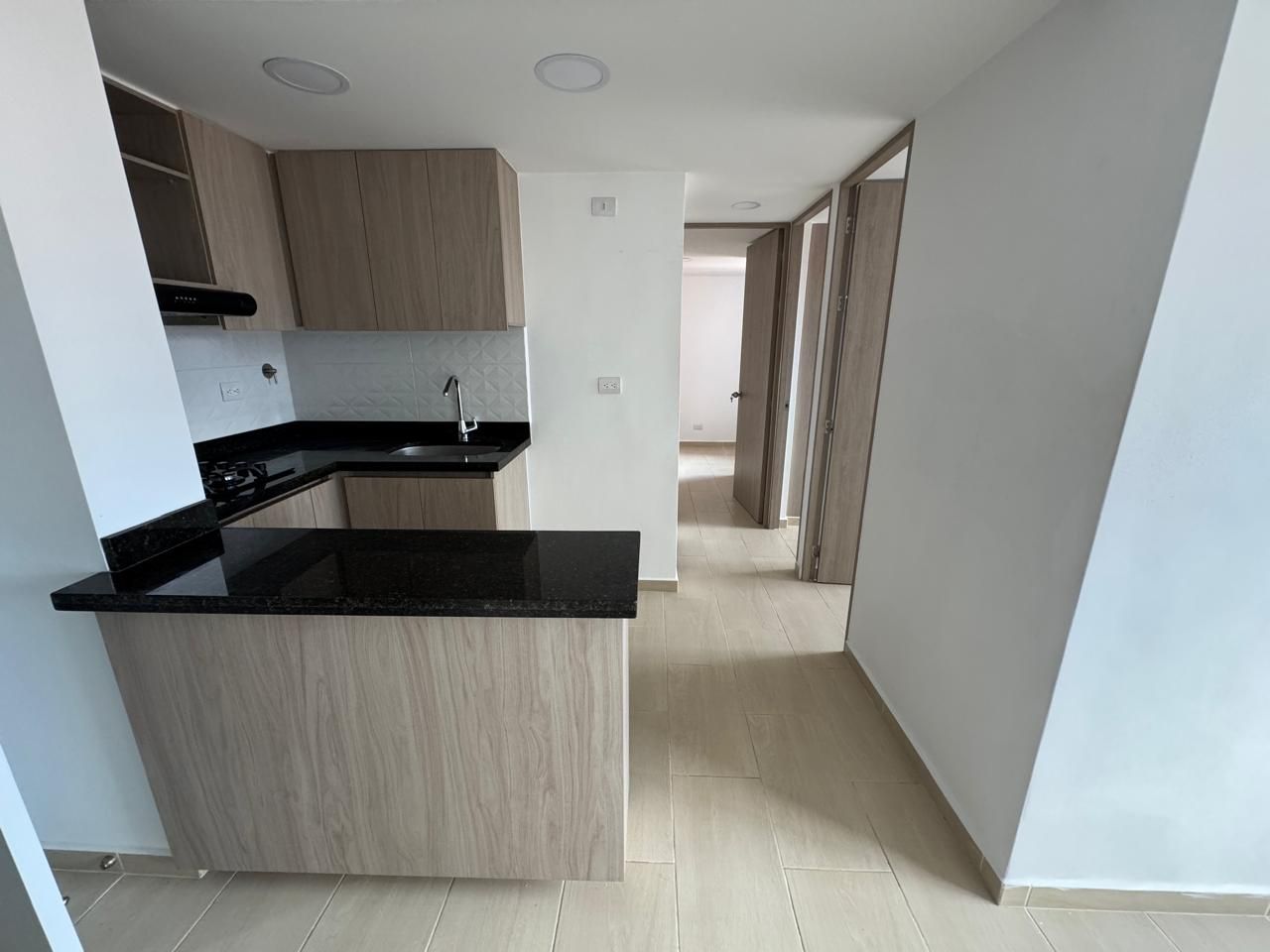 Apartamento en arriendo Antioquia Medellín Pajarito 50 m2 Habitaciones 3 Baños 1 Garajes 1 Precio $1500000