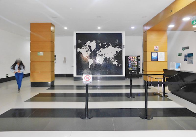 Oficina en arriendo Cundinamarca Bogotá San Ignacio 1000 m2 Habitaciones 0 Baños 2 Garajes 30 Precio $70000000