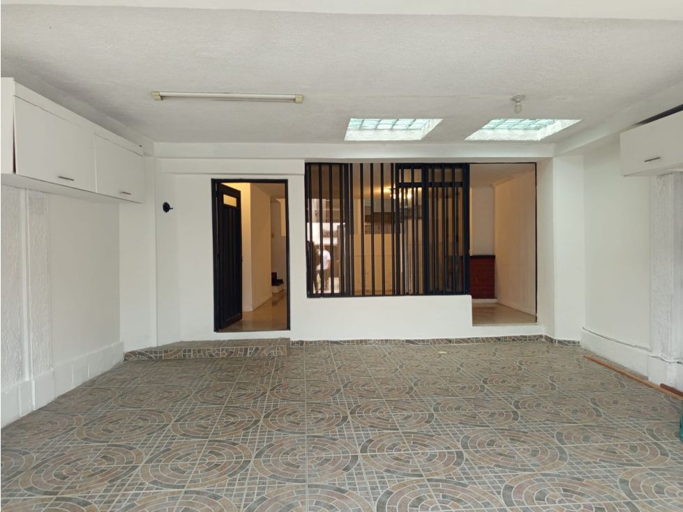 Casa en arriendo Caldas Manizales Los Sauces 280 m2 Habitaciones 4 Baños 5 Garajes 2 Precio $4000000