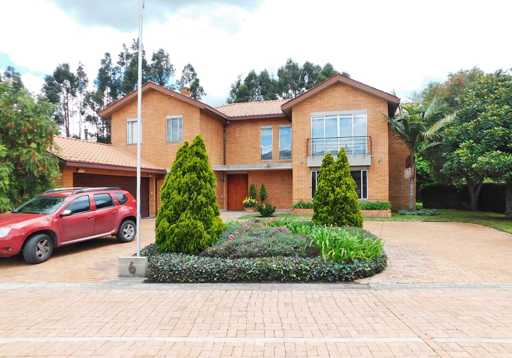 Casa en venta Cundinamarca Chía El Rosario 542 m2 Habitaciones 4 Baños 5 Garajes 8 Precio $3000000000