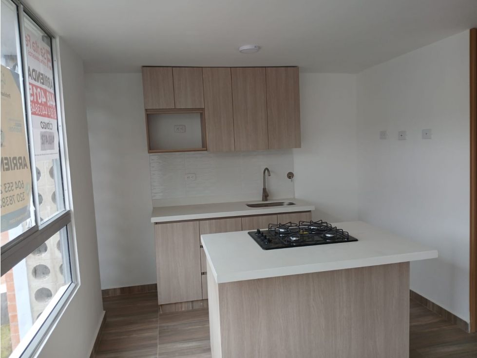 Apartaestudio en venta Antioquia La Ceja La Ceja 50 m2 Habitaciones 1 Baños 2 Garajes 0 Precio $265000000