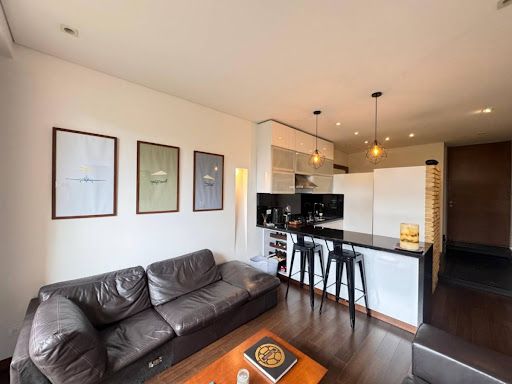 Apartamento en venta Cundinamarca Bogotá El Refugio 65 m2 Habitaciones 1 Baños 2 Garajes 2 Precio $630000000