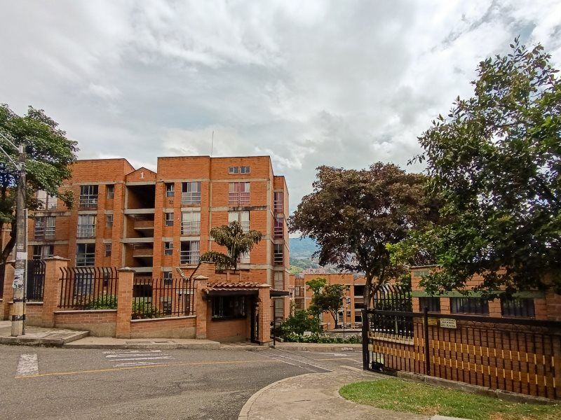 Apartamento en venta Antioquia Medellín Belencito 107 m2 Habitaciones 5 Baños 2 Garajes 0 Precio $390000000