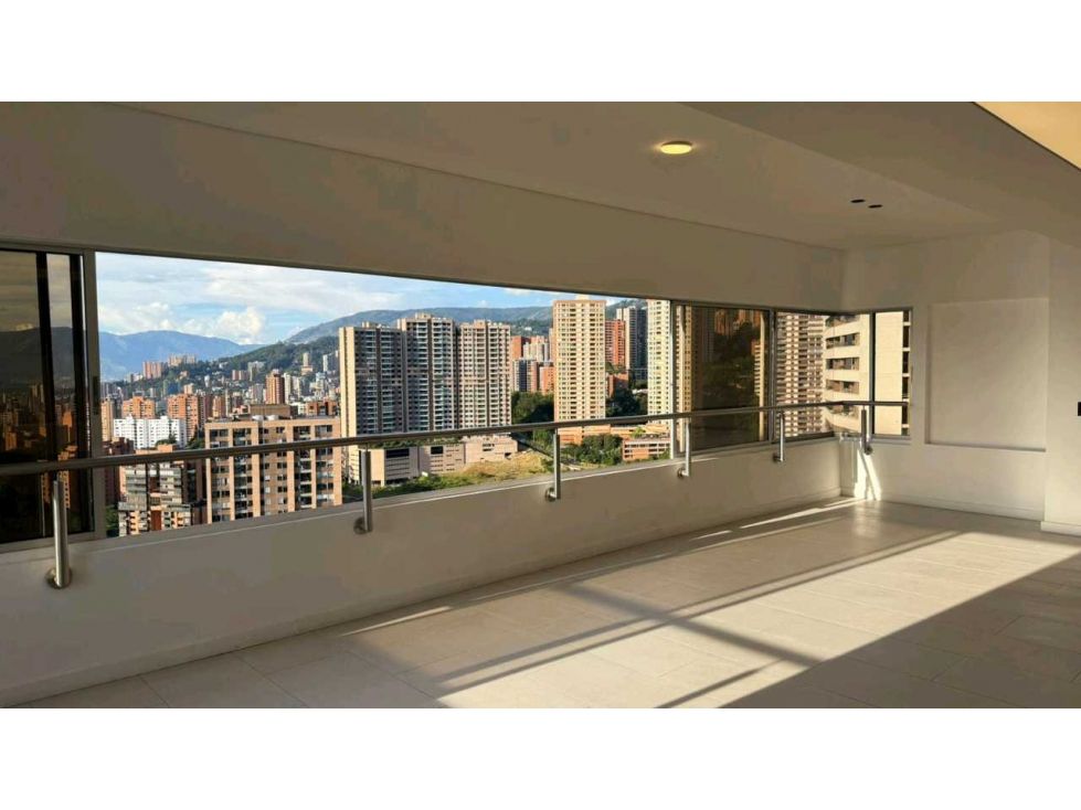 Apartamento en venta Antioquia Medellín Manila 685 m2 Habitaciones 6 Baños 8 Garajes 6 Precio $4200000000