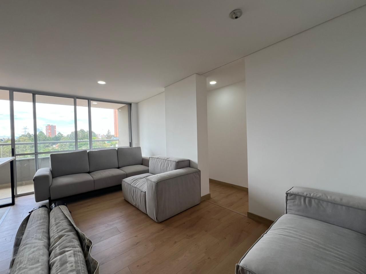 Apartamento en venta Antioquia Rionegro Gualanday 80 m2 Habitaciones 3 Baños 2 Garajes 1 Precio $580000000