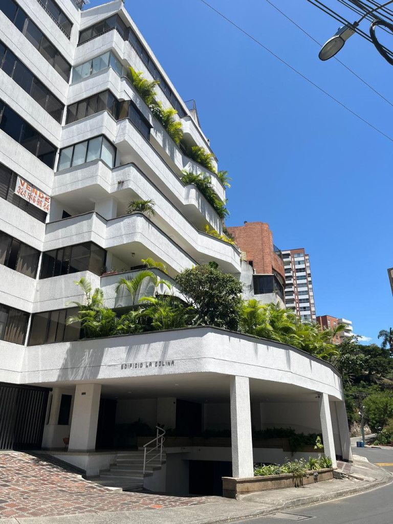 Apartamento en venta Valle Del Cauca Cali San Nicolás 200 m2 Habitaciones 4 Baños 5 Garajes 2 Precio $850000000