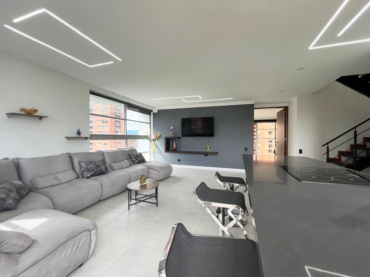 Apartamento en venta Antioquia Medellín Villanueva 184 m2 Habitaciones 3 Baños 2 Garajes 2 Precio $1760000000