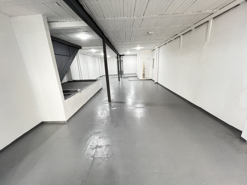 Bodega en venta Antioquia Medellín Cristo Rey 170 m2 Habitaciones 0 Baños 1 Garajes 0 Precio $950000000