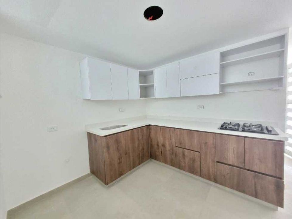 Edificio en arriendo o venta Antioquia Envigado Alcalá 107 m2 Habitaciones 3 Baños 2 Garajes 1 Precio venta $2448000000 Precio arriendo $4000000