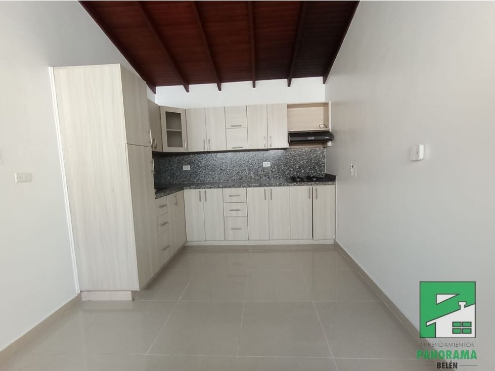Apartaestudio en arriendo Antioquia Medellín Miravalle 100 m2 Habitaciones 4 Baños 2 Garajes 0 Precio $3300000