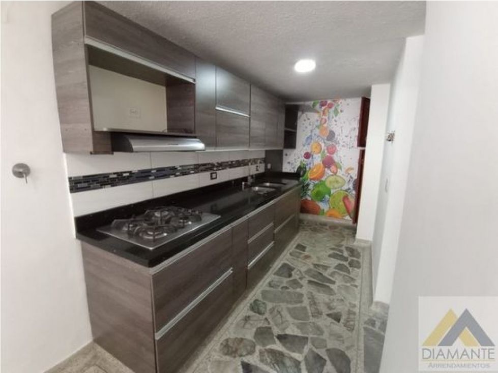 Casa en arriendo Antioquia Medellín La Candelaria 280 m2 Habitaciones 4 Baños 3 Garajes 2 Precio $4600000