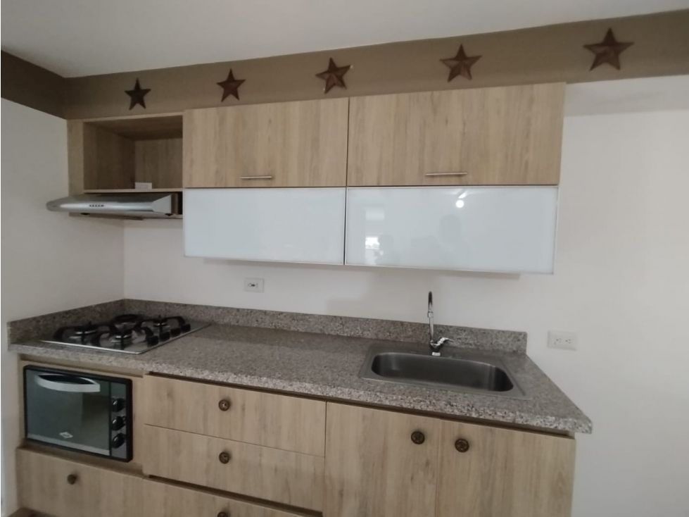 Apartamento en arriendo Antioquia La Ceja Fray Eugenio Ramirez Salazar 80 m2 Habitaciones 2 Baños 2 Garajes 1 Precio $2600000