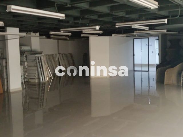 Oficina en arriendo Atlántico Barranquilla Altos Del Prado 290 m2 Habitaciones 0 Baños 1 Garajes 0 Precio $17400000