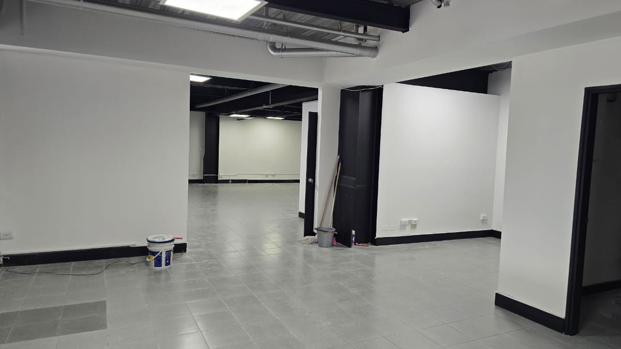Oficina en arriendo Antioquia Medellín El Poblado 140 m2 Habitaciones 0 Baños 2 Garajes 1 Precio $14000000