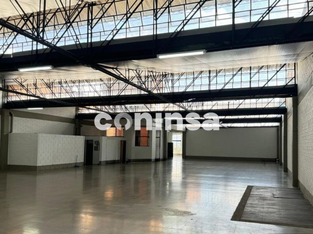 Oficina en arriendo Antioquia Medellín Santa Fe 641 m2 Habitaciones 0 Baños 4 Garajes 0 Precio $16025000