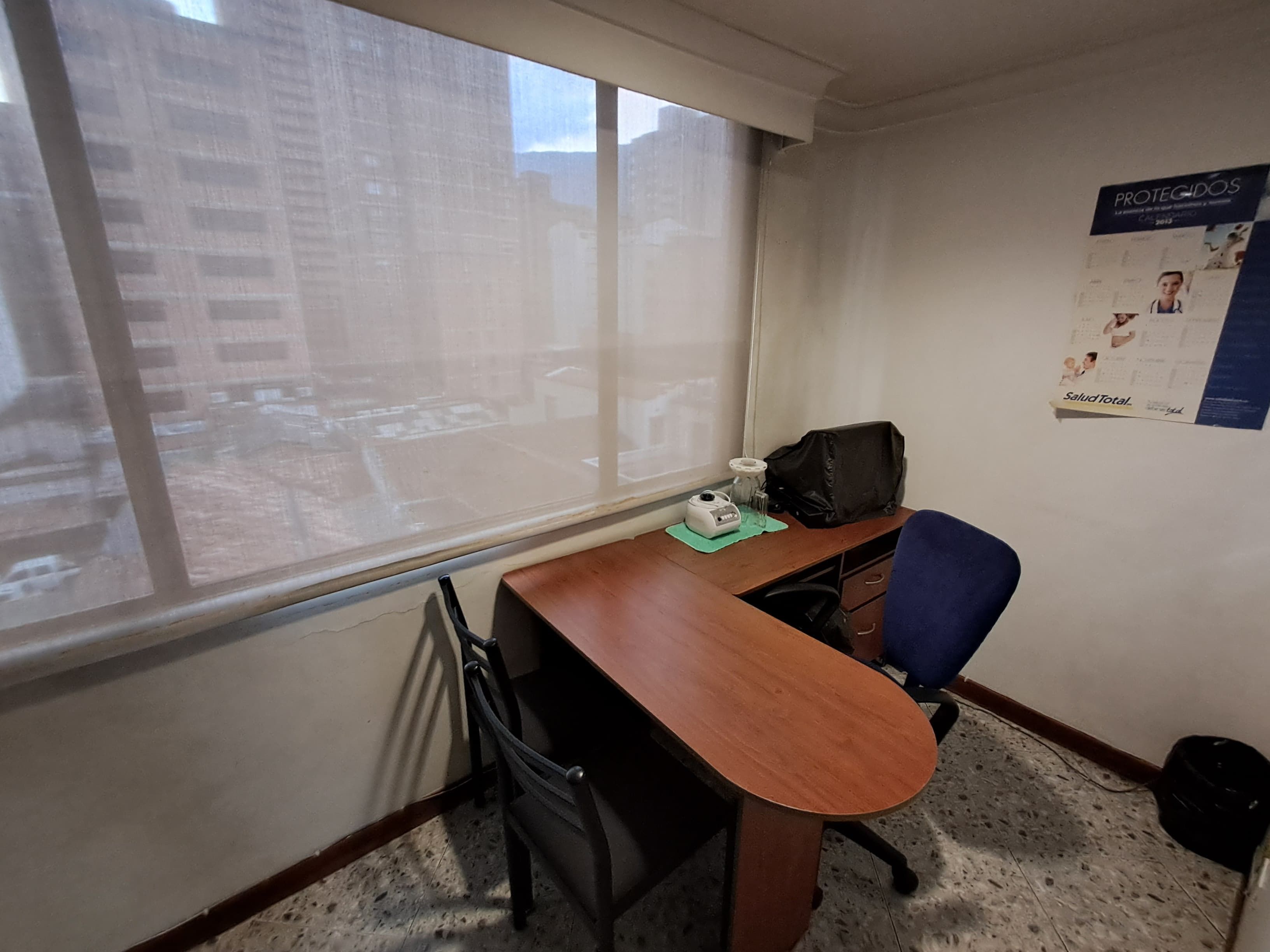 Oficina en arriendo Antioquia Medellín La Candelaria 40 m2 Habitaciones 0 Baños 1 Garajes 0 Precio $1900000