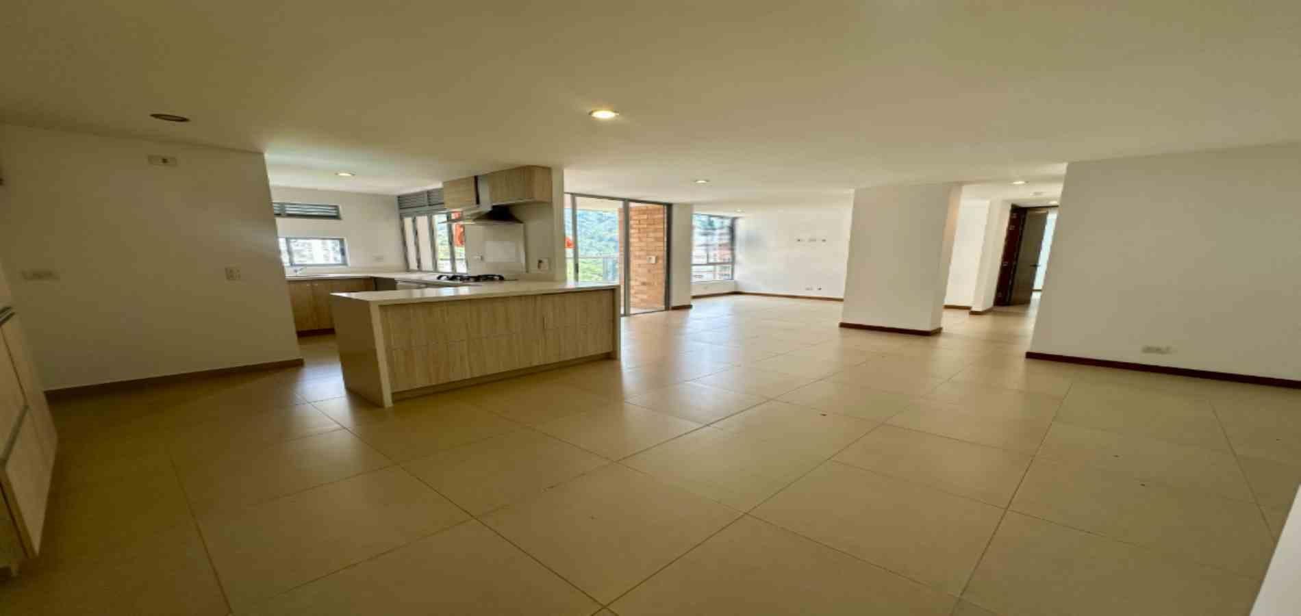 Apartamento en arriendo Antioquia Envigado El Chinguí 110 m2 Habitaciones 2 Baños 3 Garajes 2 Precio $4700000