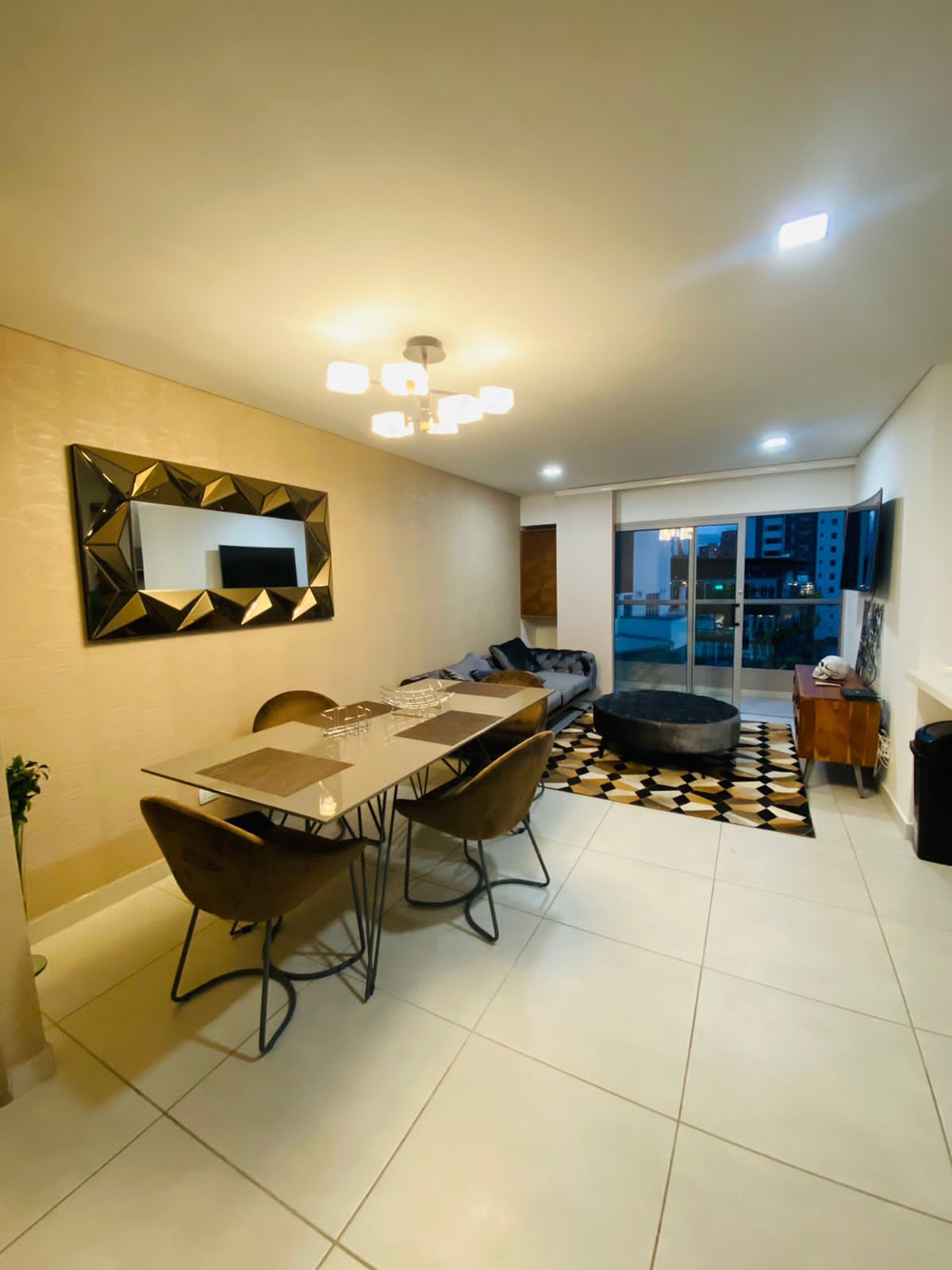 Apartamento en venta Risaralda Pereira Los Alpes 90 m2 Habitaciones 3 Baños 2 Garajes 1 Precio $600000000