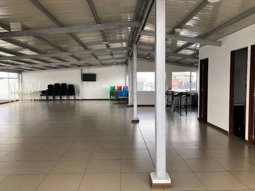 Edificio en venta Cundinamarca Bogotá Quinta Paredes 3383 m2 Habitaciones 0 Baños 10 Garajes 18 Precio $32000000000