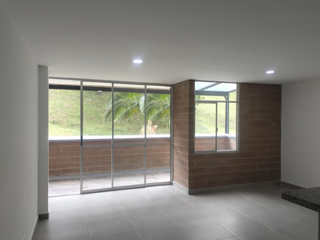 Apartamento en arriendo o venta Antioquia Medellín San Diego 73 m2 Habitaciones 2 Baños 2 Garajes 1 Precio venta $590000000 Precio arriendo $3650000