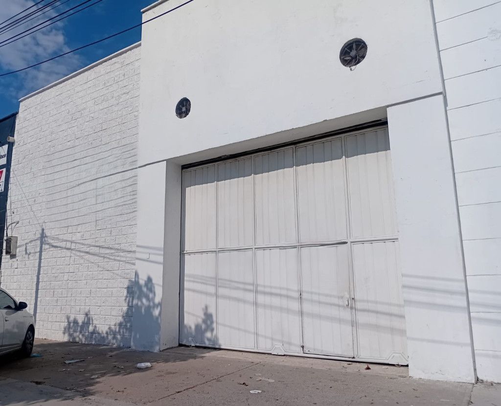 Bodega en arriendo Atlántico Barranquilla Los Olivos Ii 420 m2 Habitaciones 0 Baños 3 Garajes 4 Precio $7900000