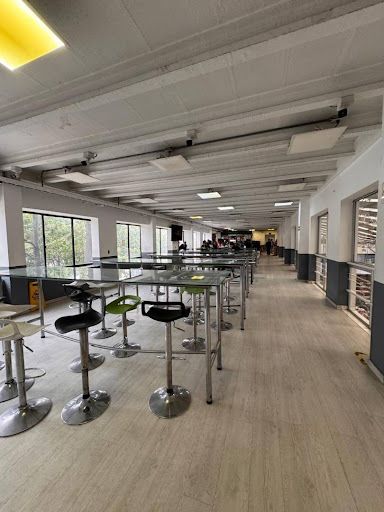 Edificio en arriendo Cundinamarca Bogotá Industrial Centenario 2126 m2 Habitaciones 0 Baños 10 Garajes 10 Precio $45000000