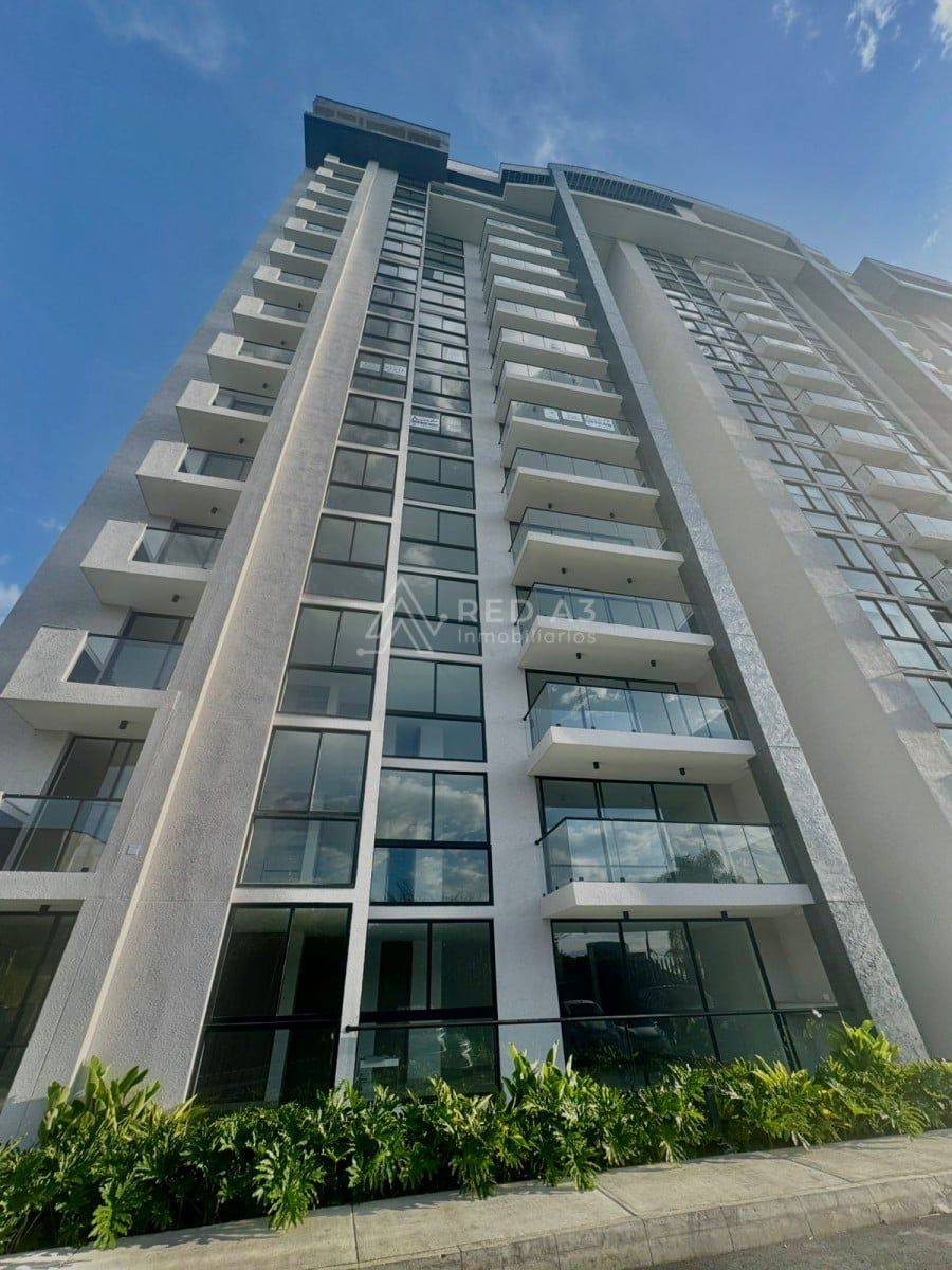 Apartamento en venta Risaralda Pereira Pereira 127 m2 Habitaciones 3 Baños 3 Garajes 2 Precio $900000000