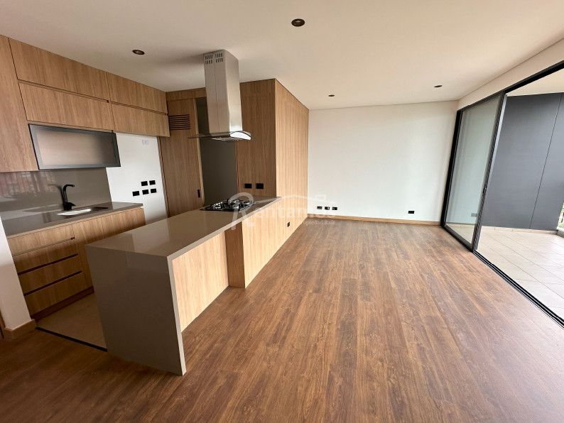 Apartamento en venta Antioquia Envigado Zúñiga 82 m2 Habitaciones 2 Baños 2 Garajes 2 Precio $1000000000