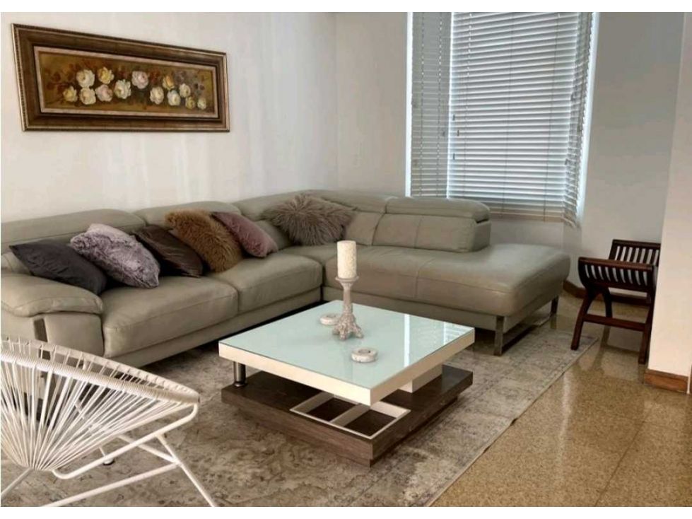 Casa en venta Antioquia Medellín Lorena 216 m2 Habitaciones 4 Baños 5 Garajes 2 Precio $1330000000