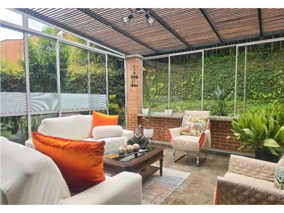 Casa en venta Antioquia Envigado Bosques De Zúñiga 230 m2 Habitaciones 3 Baños 4 Garajes 2 Precio $1730000000