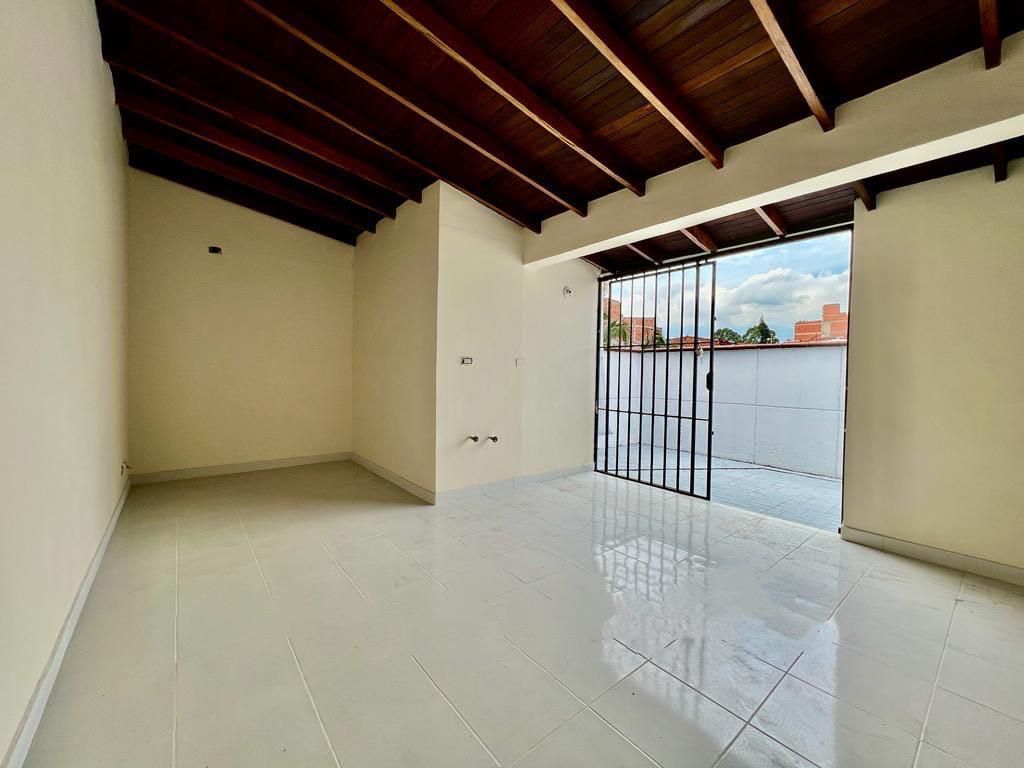 Oficina en venta Antioquia Envigado San Marcos 230 m2 Habitaciones 0 Baños 0 Garajes 2 Precio $750000000