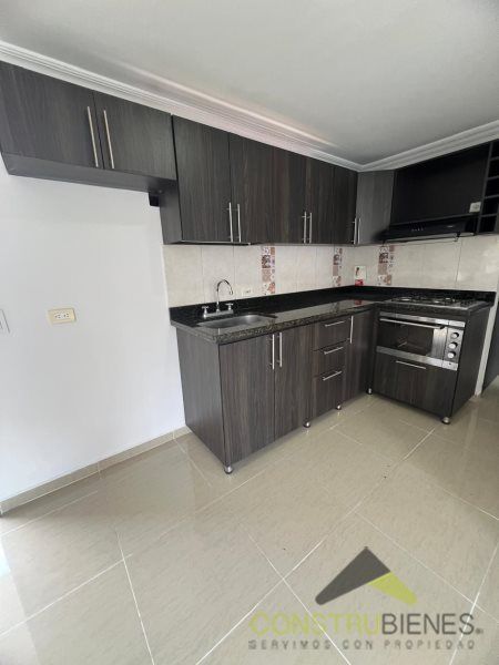 Apartamento en arriendo Antioquia Itagüí Comuna 2 60 m2 Habitaciones 3 Baños 2 Garajes 0 Precio $2200000