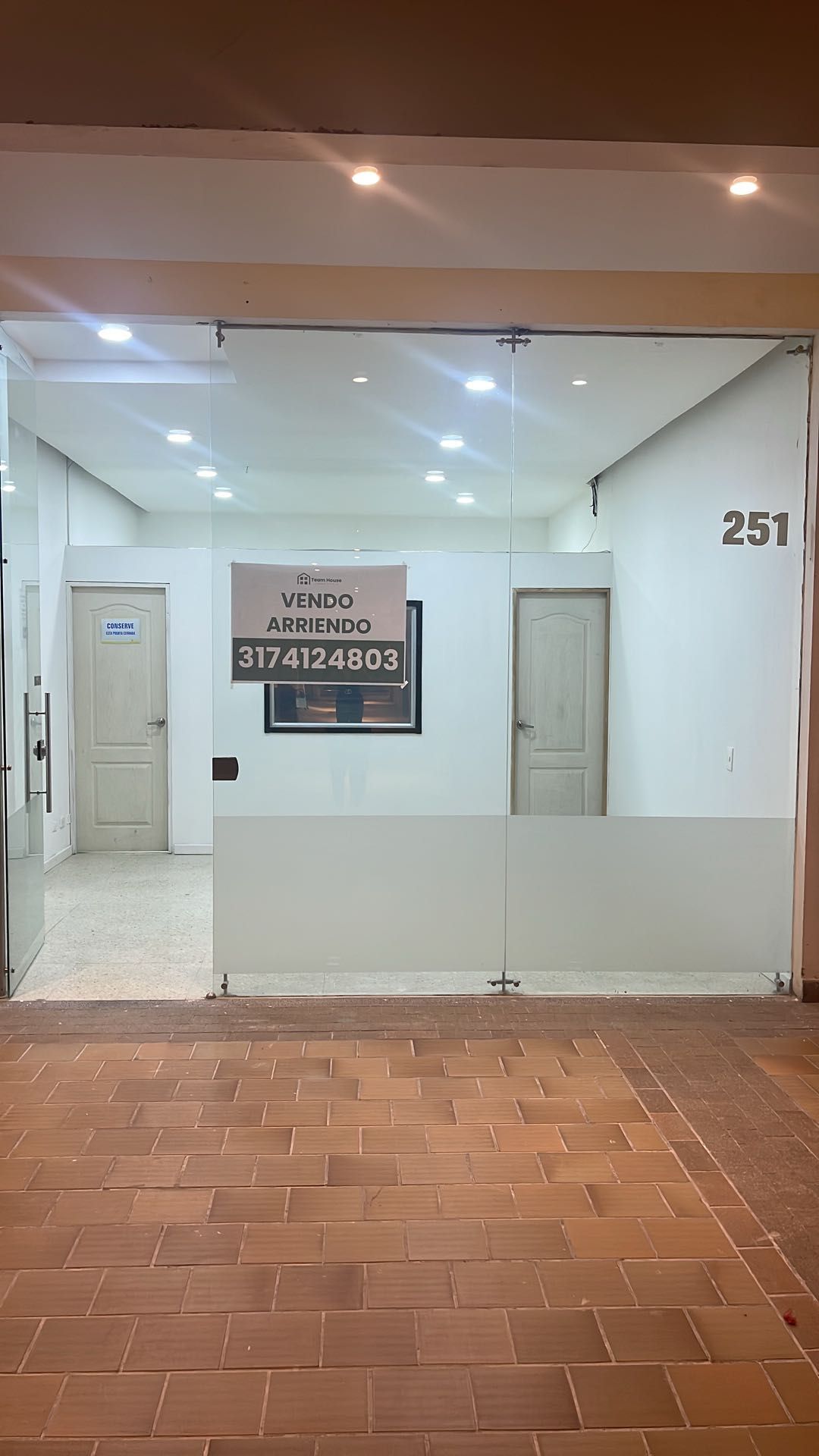 Local en arriendo Valle Del Cauca Cali Ciudadela Campestre 28 m2 Habitaciones 0 Baños 0 Garajes 0 Precio $2500000