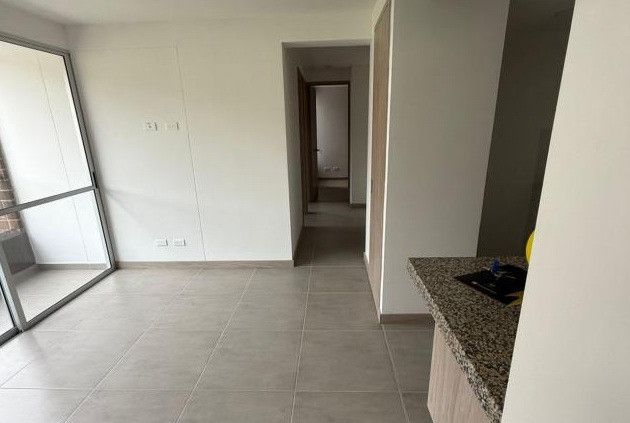 Apartamento en arriendo Antioquia Medellín Santa Rosa De Lima 70 m2 Habitaciones 3 Baños 2 Garajes 1 Precio $2600000