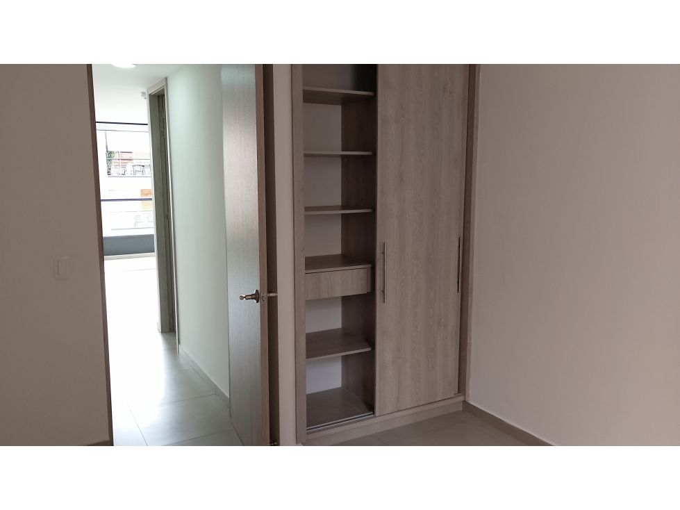 Apartamento en arriendo Antioquia Medellín Rosales 80 m2 Habitaciones 2 Baños 2 Garajes 0 Precio $3850000