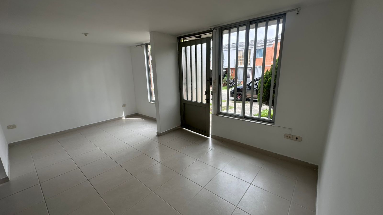 Casa en venta Risaralda Pereira Villa De La Paz 80 m2 Habitaciones 4 Baños 2 Garajes 1 Precio $370000000