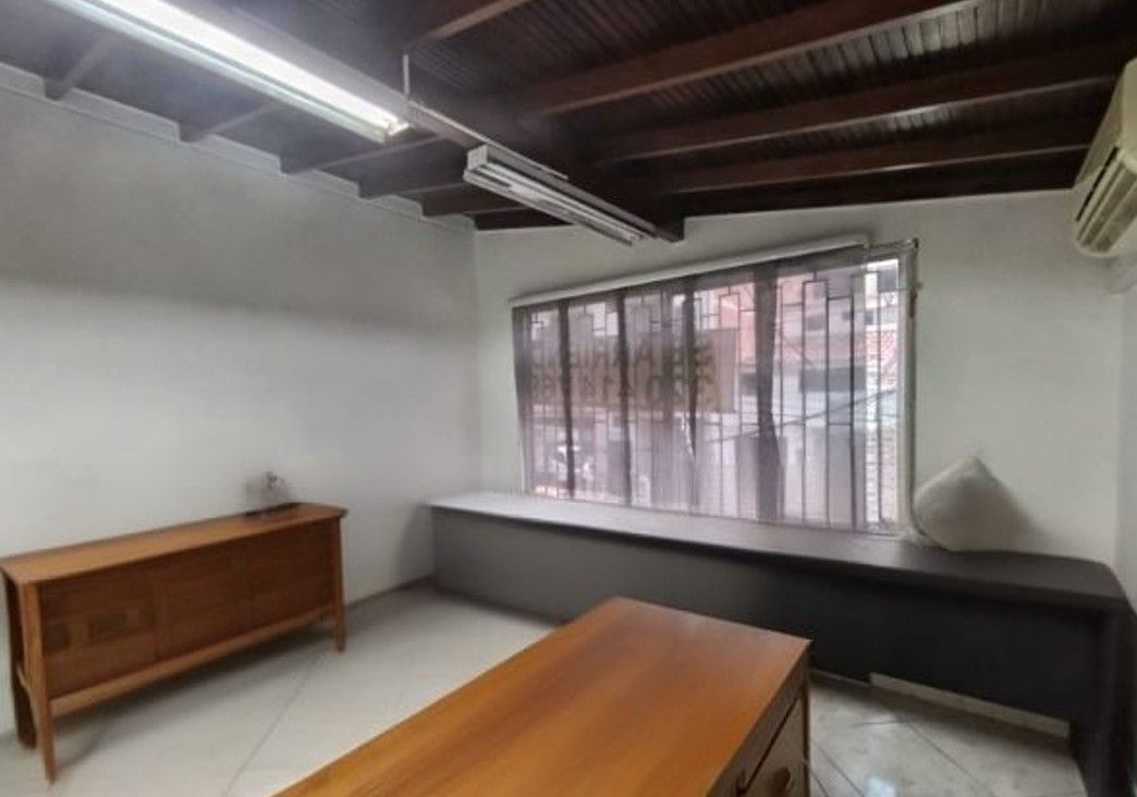 Oficina en arriendo Antioquia Medellín Florida Nueva 80 m2 Habitaciones 0 Baños 2 Garajes 0 Precio $3500000