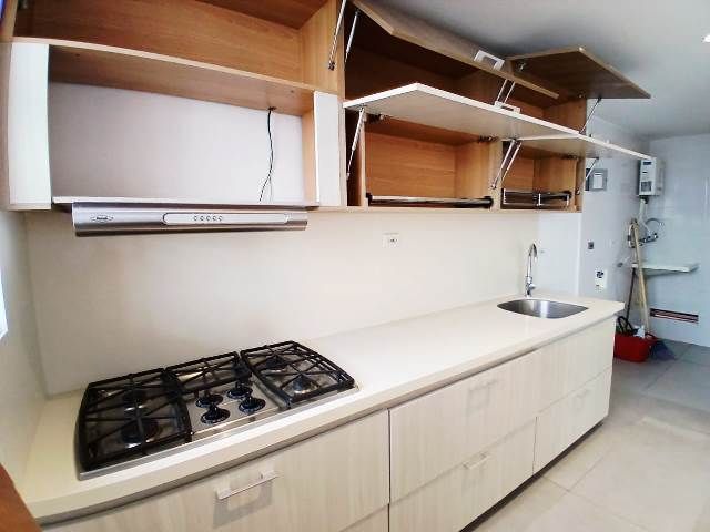Apartamento en arriendo Antioquia Medellín Villanueva 117 m2 Habitaciones 2 Baños 2 Garajes 2 Precio $6000000