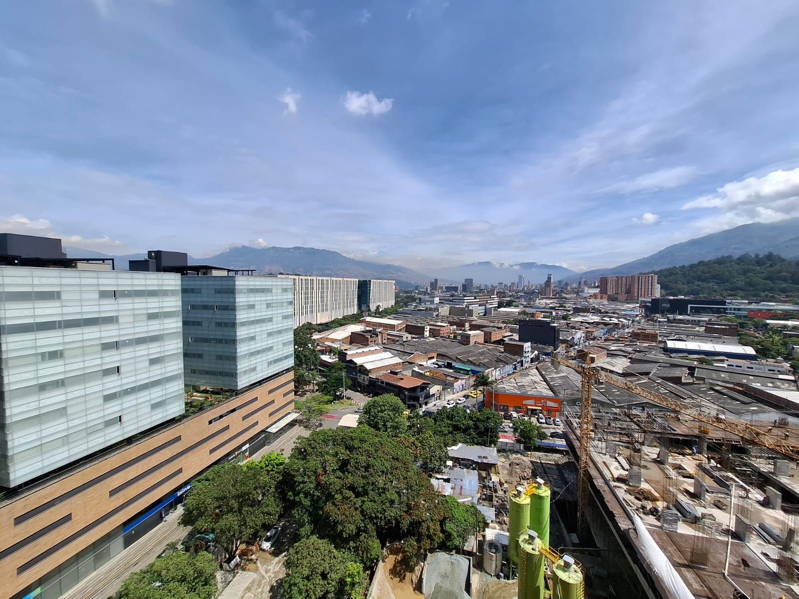 Apartaestudio en arriendo Antioquia Medellín Simesa 50 m2 Habitaciones 1 Baños 1 Garajes 1 Precio $3700000