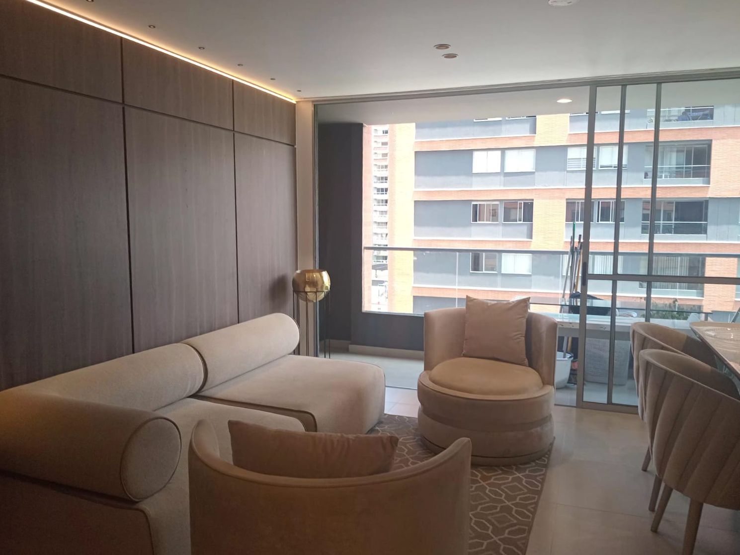 Apartamento en arriendo Antioquia Medellín Simesa 97 m2 Habitaciones 3 Baños 2 Garajes 2 Precio $6700000