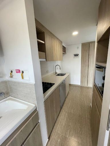 Apartamento en arriendo Antioquia Itagüí Ditaires 60 m2 Habitaciones 2 Baños 2 Garajes 1 Precio $2400000