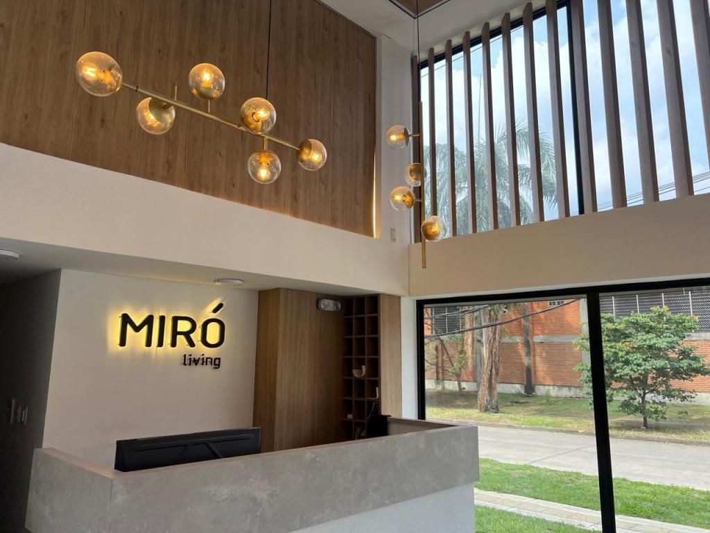 Apartaestudio en venta Valle Del Cauca Cali El Refugio 32 m2 Habitaciones 1 Baños 1 Garajes 1 Precio $265000000