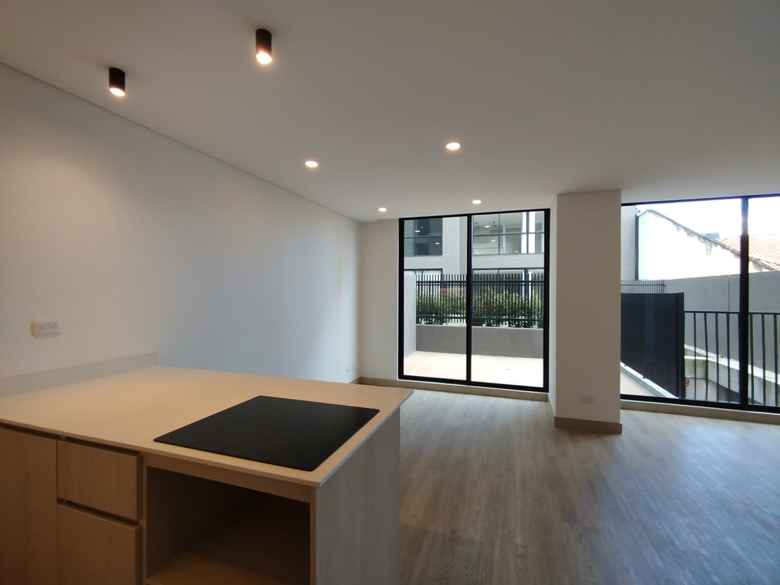 Apartaestudio en arriendo Cundinamarca Bogotá El Recuerdo 53 m2 Habitaciones 1 Baños 2 Garajes 0 Precio $3500000