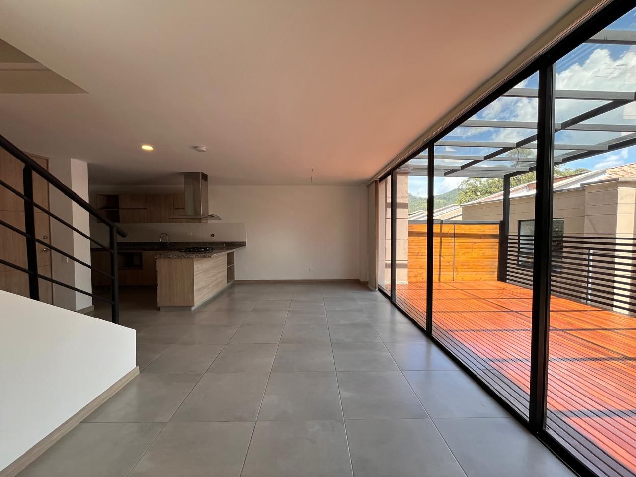 Casa en arriendo Antioquia El Retiro Vereda Villa Elena 170 m2 Habitaciones 4 Baños 3 Garajes 4 Precio $6300000