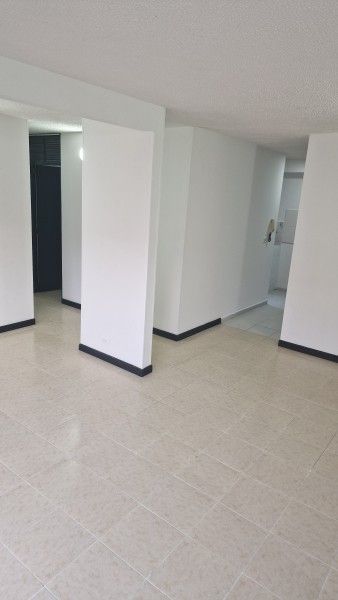 Apartamento en venta Valle Del Cauca Cali Lili 57 m2 Habitaciones 2 Baños 1 Garajes 0 Precio $185000000