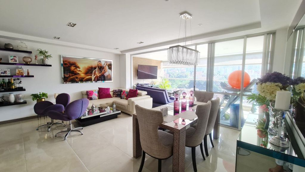 Apartamento en venta Antioquia Envigado Pontevedra 156 m2 Habitaciones 3 Baños 3 Garajes 2 Precio $1500000000