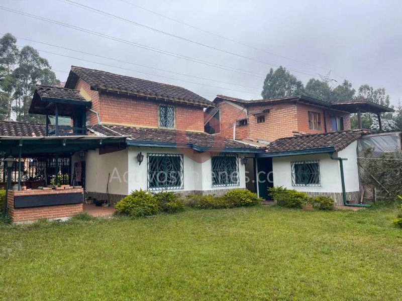 Casa en arriendo Antioquia Rionegro Santa Ana 280 m2 Habitaciones 4 Baños 3 Garajes 1 Precio $4600000