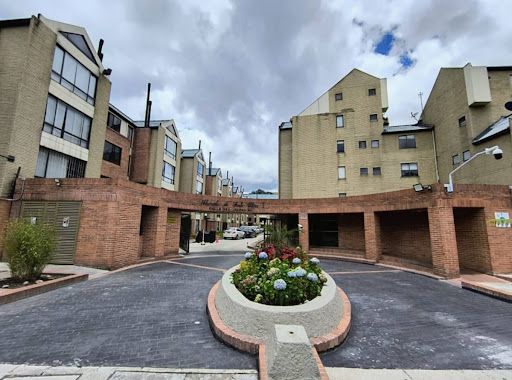 Apartamento en venta Cundinamarca Bogotá Santa Helena Et I 95 m2 Habitaciones 3 Baños 2 Garajes 1 Precio $470000000