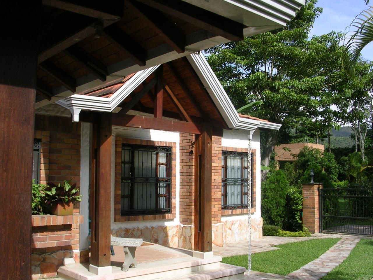 Casa Campestre en venta Santander Piedecuesta Ub Bellavista 330 m2 Habitaciones 4 Baños 5 Garajes 3 Precio $1600000000