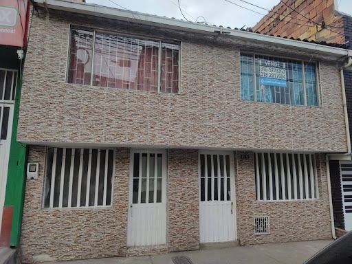 Casa en venta Cundinamarca Bogotá Gran Britalia 220 m2 Habitaciones 10 Baños 5 Garajes 0 Precio $500000000